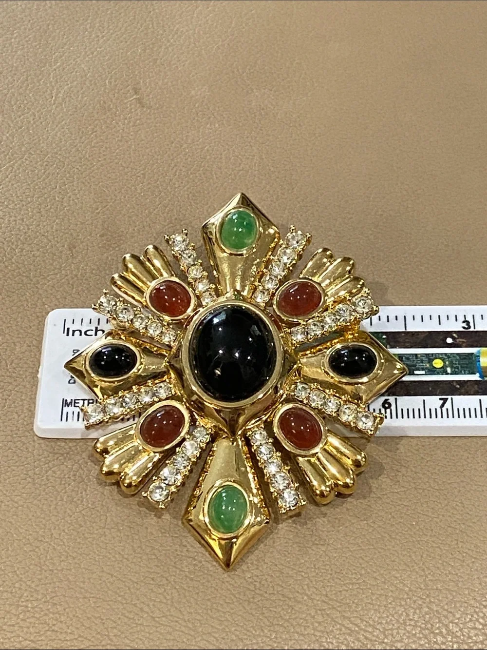 CINER Jewels of India brooch/pendant with Black, Green and Red glass Cabochons